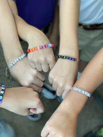 4 Friendship Bracelets Perfect for Beginners  Bubanana