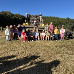 Pre-K Enjoys the Day at Rocky Hollow Farm