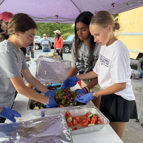8th-Graders Serve with Fork, Spoon and Plate